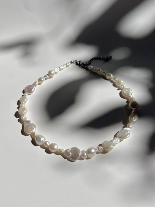 Daryn Necklace | Pearls