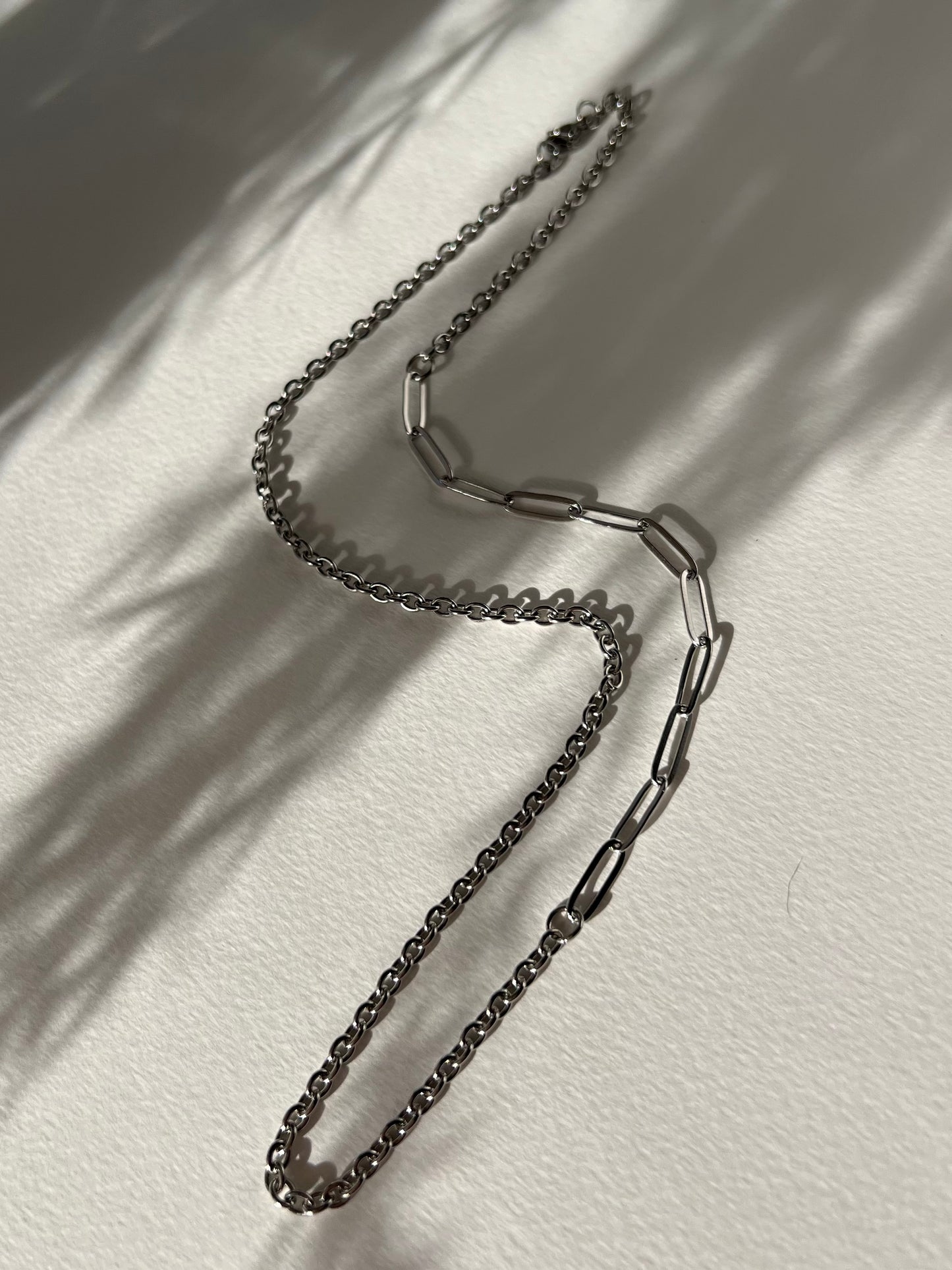 Licio Chain Necklace