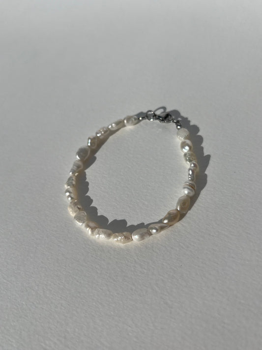 Millie Pearl Bracelet